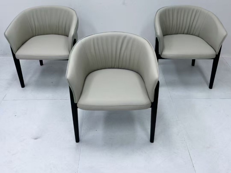 The Restaurant Owner’s Secret: Chairs That Survive 10,000 Meals