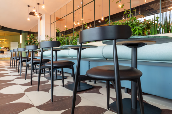 MustHave for Cafes: Chairs You Can Sit in All Day Comfortably